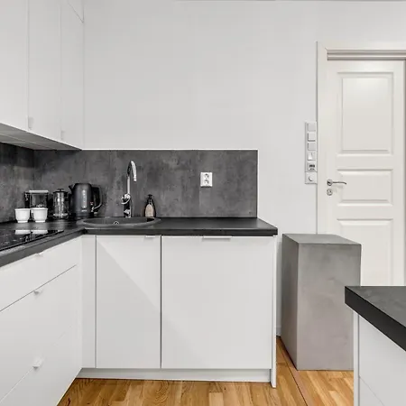 Apartment The Arctic View - & Fjord Views With Free Parking