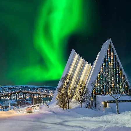 The Arctic View - & Fjord Views With Free Parking * Tromsø
